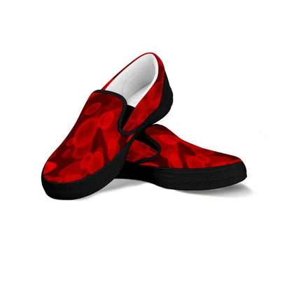 Sneakersy pielęgniarskie typu slip-on z motywem czerwonych krwinek