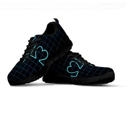 Czarne siateczkowe sneakersy pielęgniarskie z wizerunkiem pielęgniarki