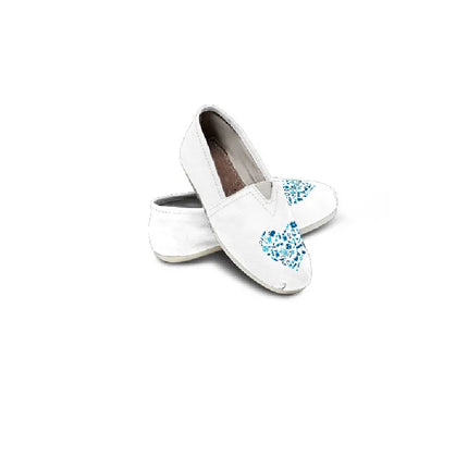 Witte canvas verpleegstersschoenen met lichtblauw hart