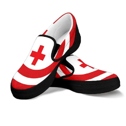 Sneakers da donna con tomaia in tela rossa e croce audace