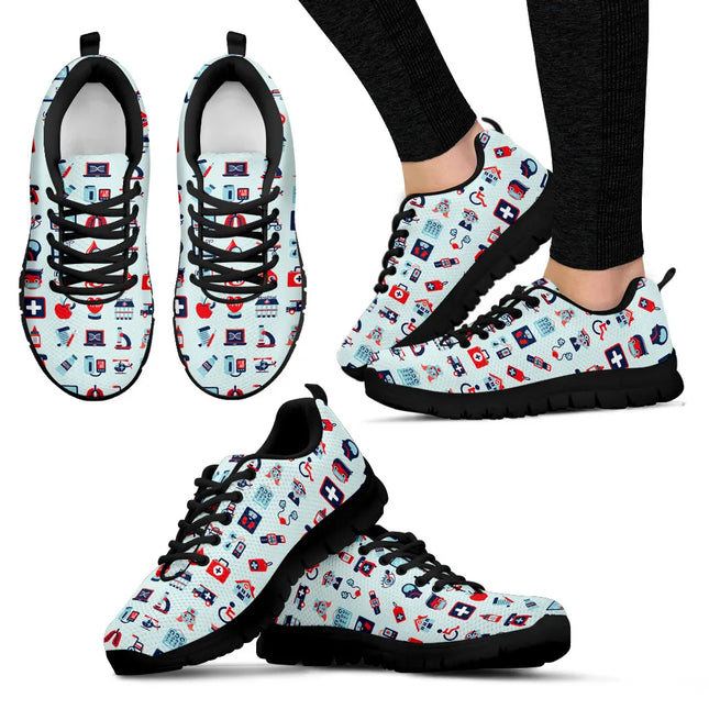 Sneakers da infermiera da donna in mesh azzurro pallido